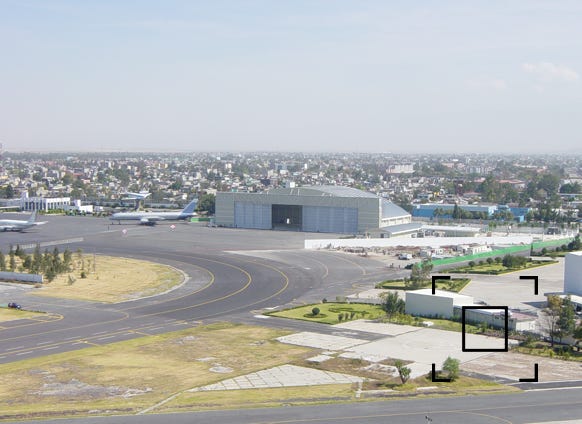 Complejo departamental en Puerto Cancún